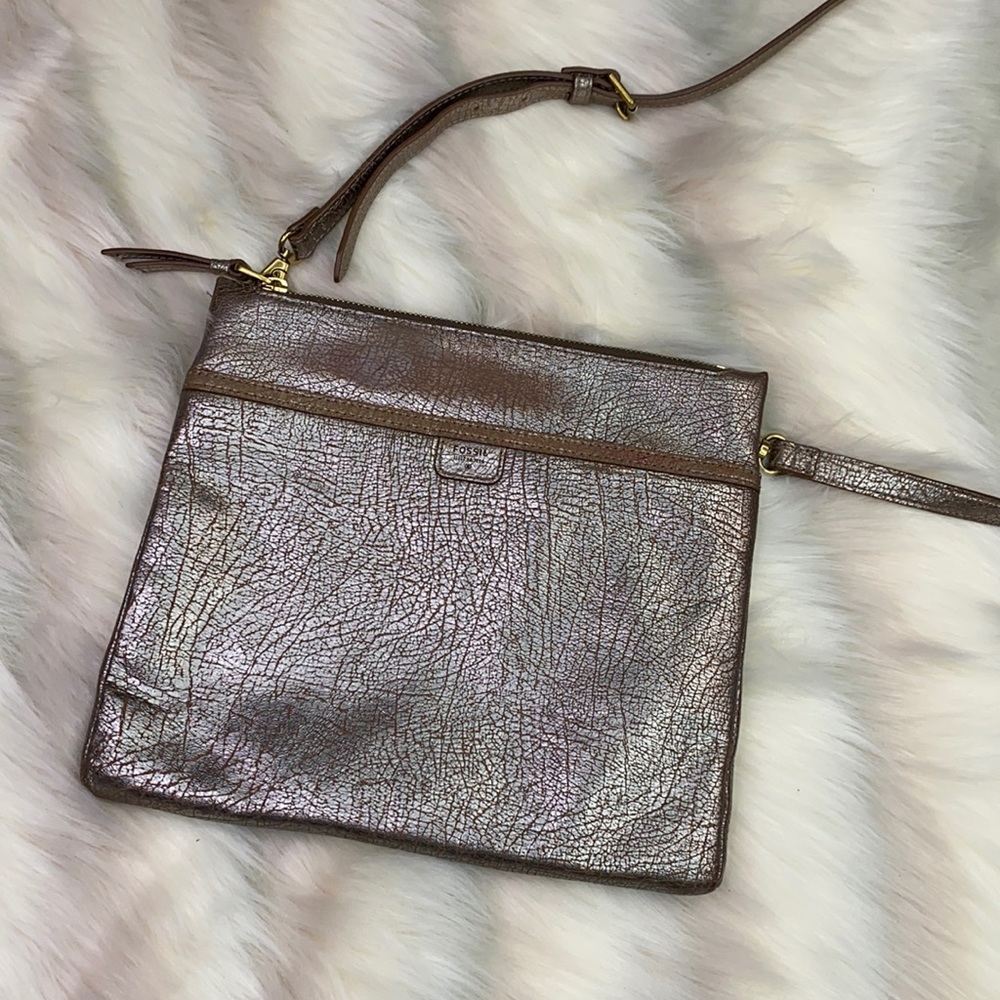 FOSSIL: Metallic Leather Crossbody